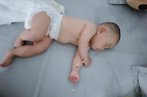 烟台没满月的宝宝